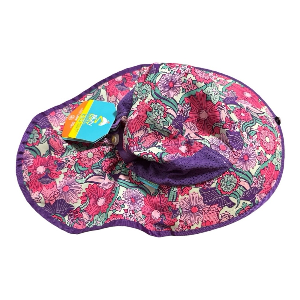NWT Sunday afternoon kids play hat - medium (2-5 years)